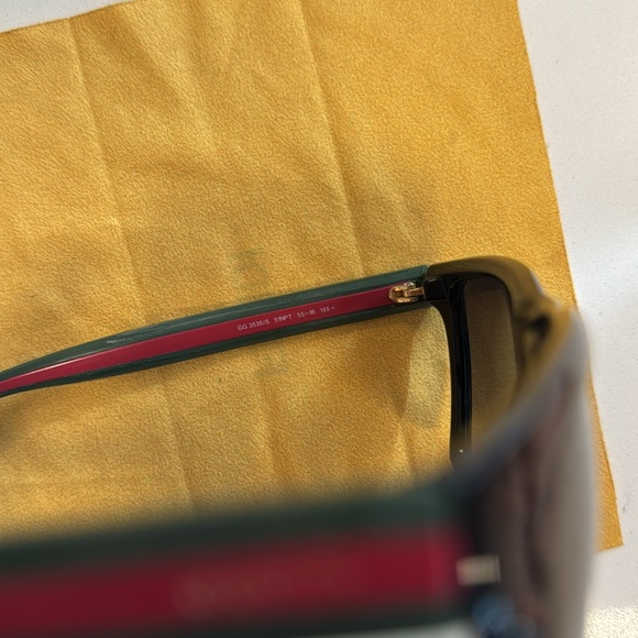 Gucci rectangle wayfarer sunglasses red green stripe GG 3535/s - Picture 9 of 9